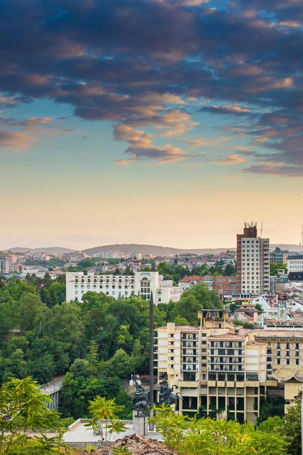 Zdravets 2, In The Heart Of The Old